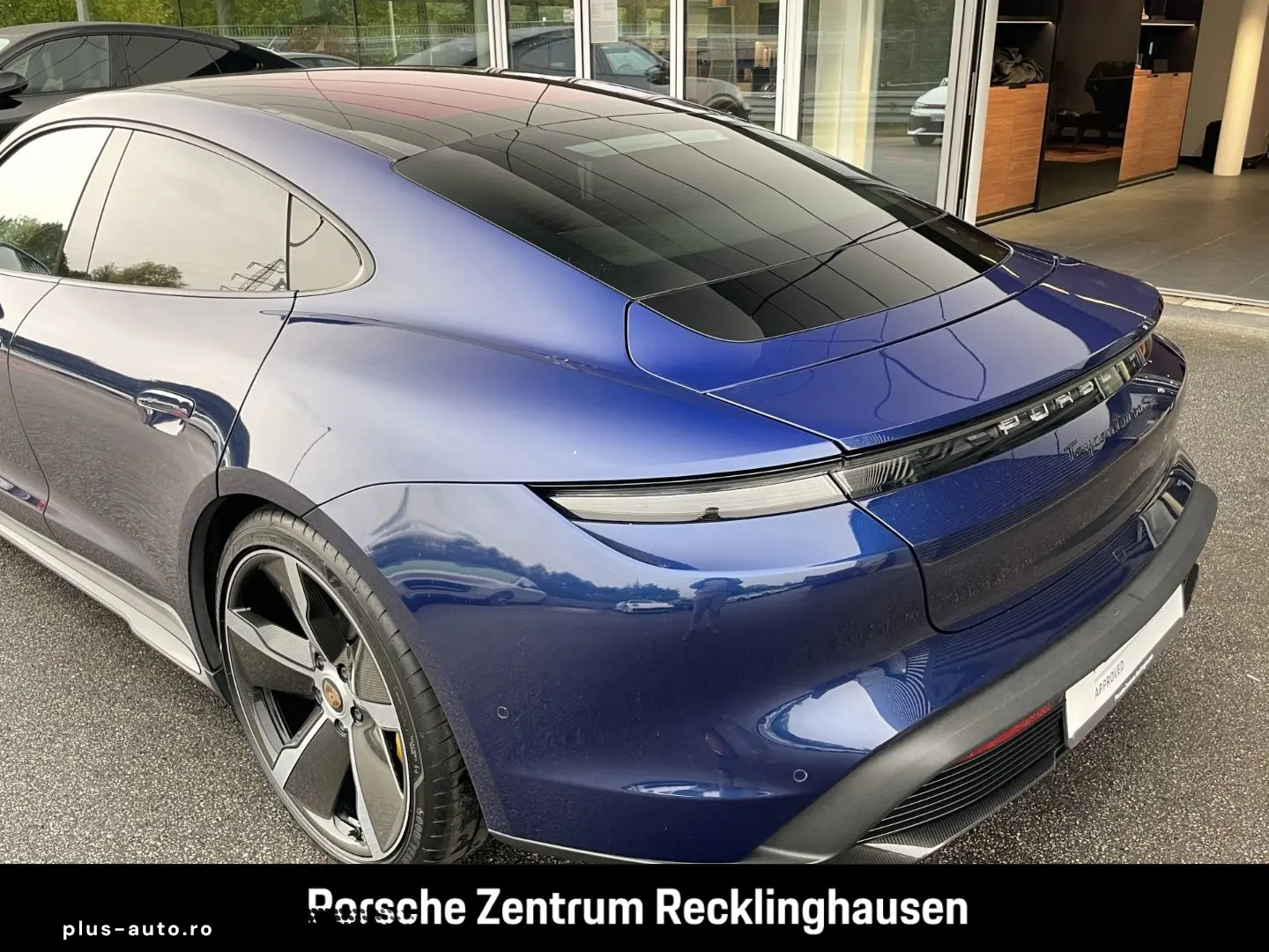 PORSCHE Taycan Turbo S Burmester Surround View LED-Matri