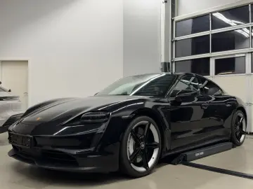 PORSCHE Taycan 4S Perf.  21  Chrono ACC 360 Cam BOSE