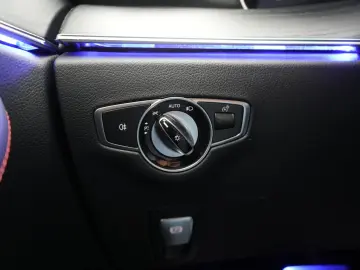 MERCEDES-BENZ E 53 AMG 4Matic  Speedshift Leder Burm…