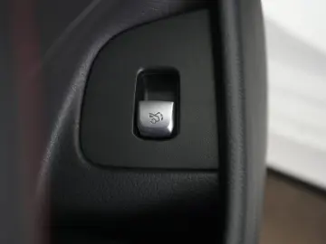 MERCEDES-BENZ E 53 AMG 4Matic  Speedshift Leder Burm…