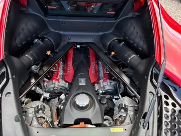 FERRARI SF90 stradale