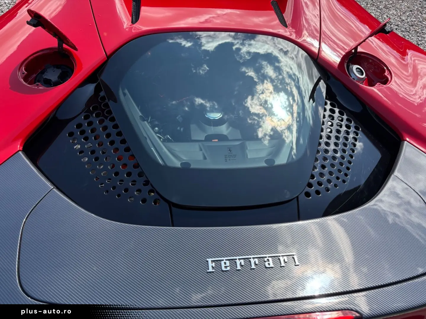 FERRARI SF90 stradale