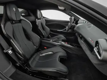 FERRARI 296 GTB