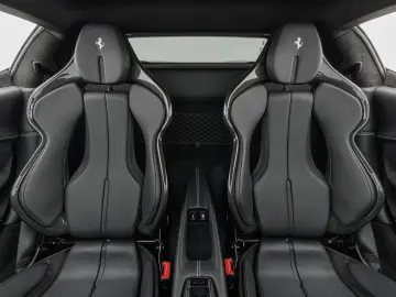 FERRARI 296 GTB
