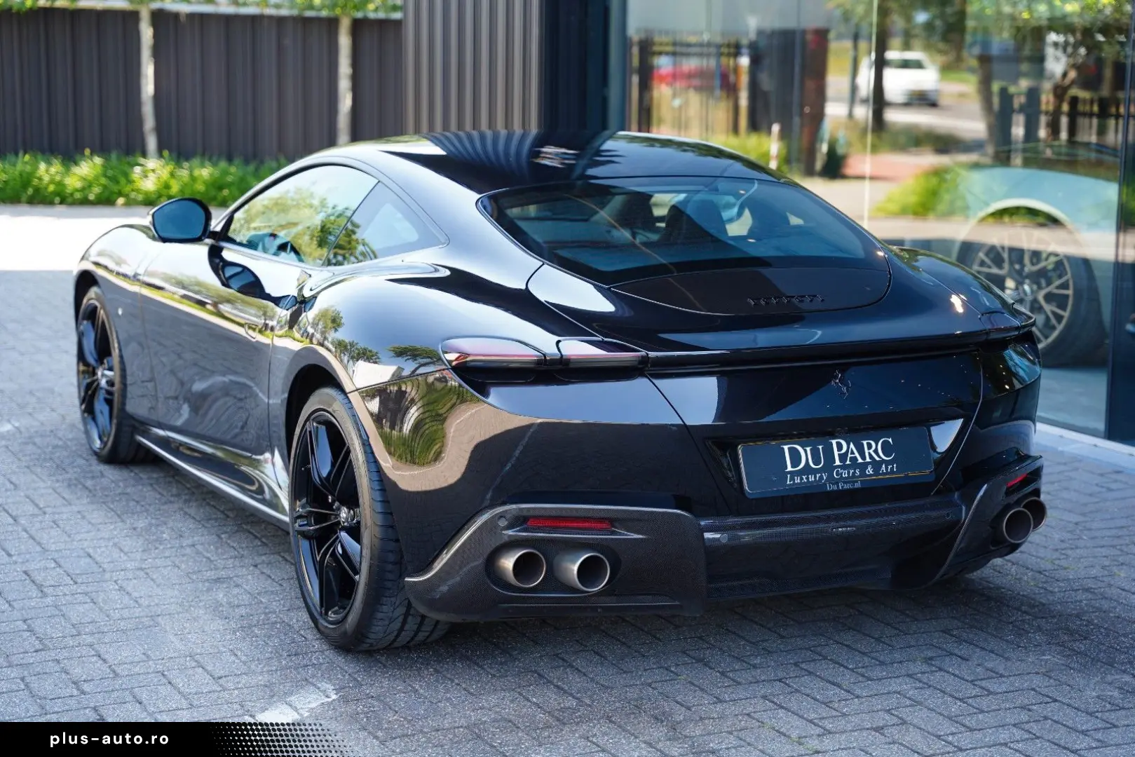 FERRARI Roma 3.9 T V8 CARBON