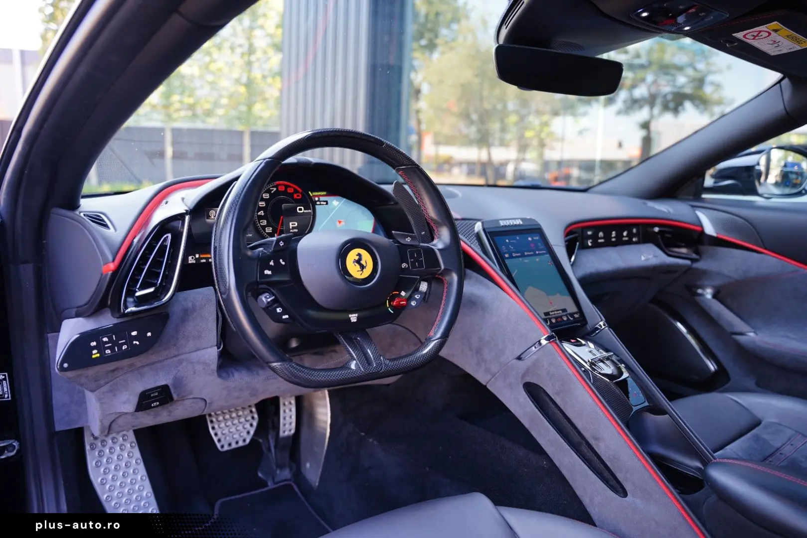 FERRARI Roma 3.9 T V8 CARBON