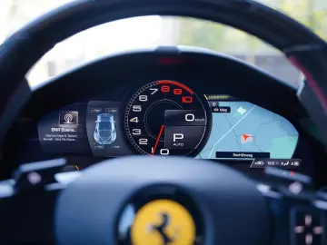 FERRARI Roma 3.9 T V8 CARBON