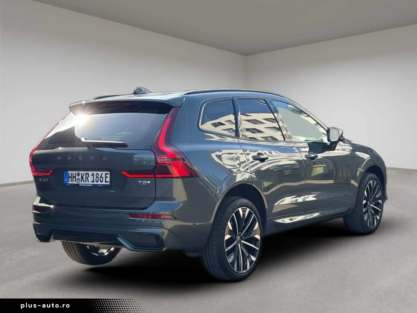 VOLVO XC60 T8 Twin Engine AWD Ultra Dark