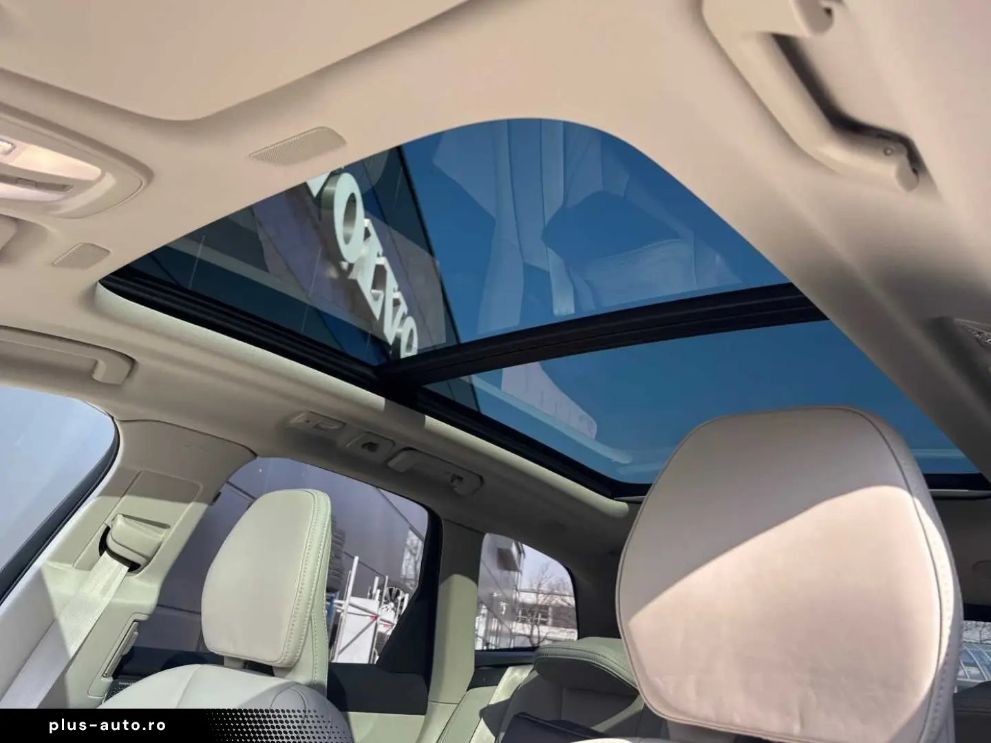 VOLVO XC60 T8 Twin Engine AWD Ultra Dark