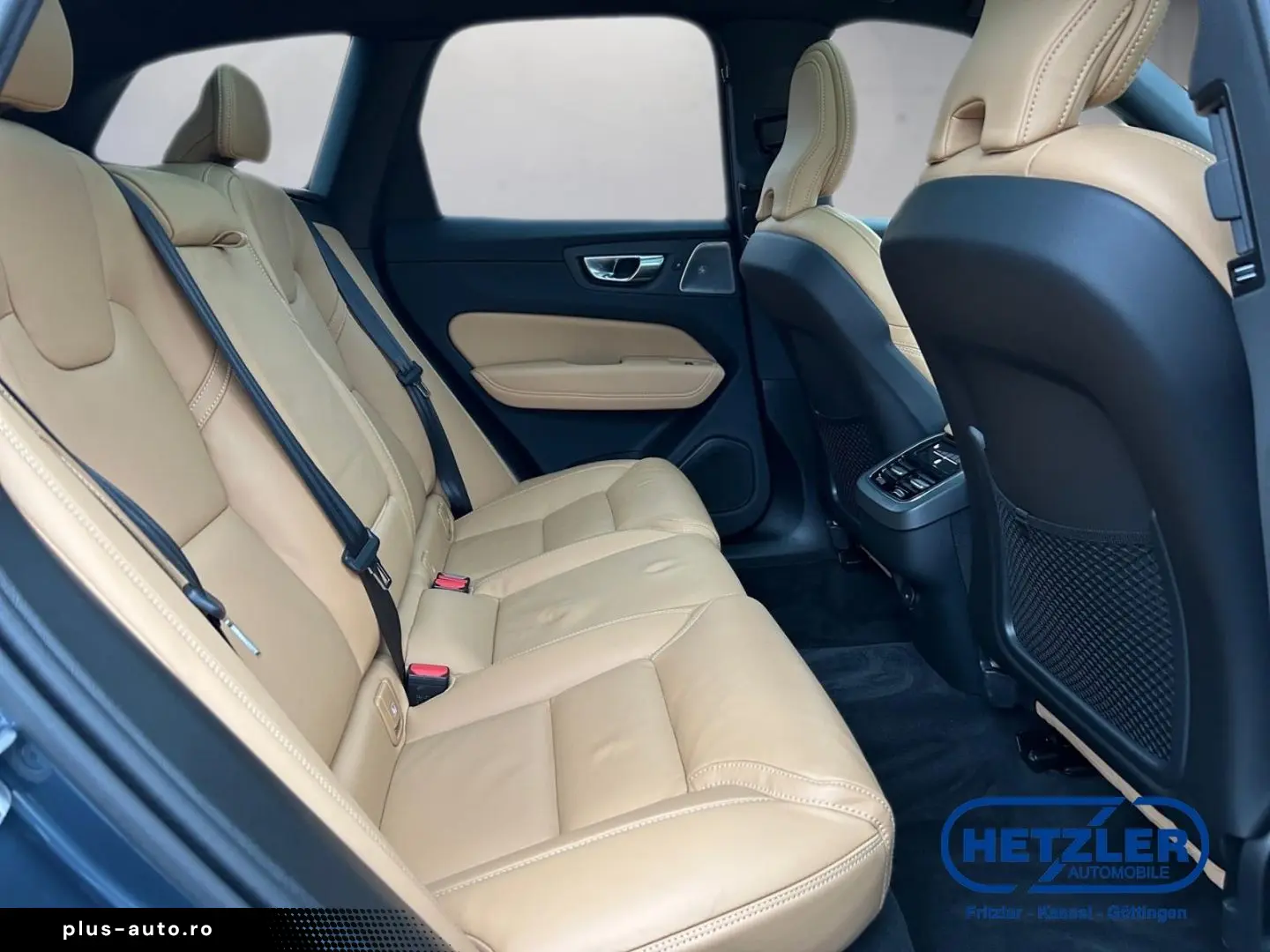 VOLVO XC60 B5 Ultra Dark AWD HUD AD Digitales Cockpit