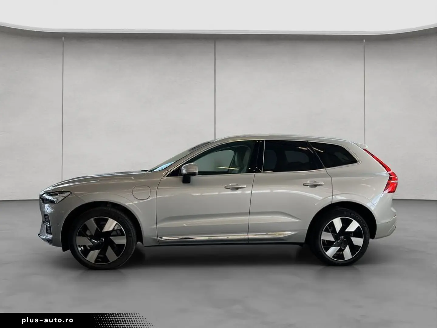 VOLVO XC60 T6 AWD Plug-in Hybrid Ultra-Bright Massages