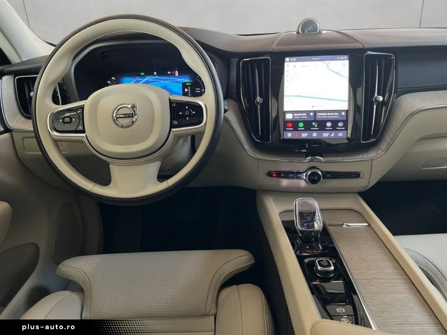 VOLVO XC60 T6 AWD Plug-in Hybrid Ultra-Bright Massages