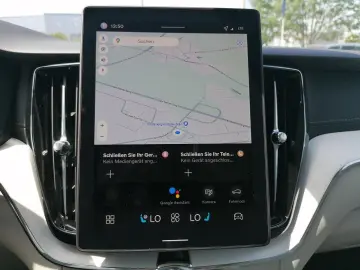 VOLVO XC60 T8 Ultra Dark   Sound-P.   4C   360    Pano