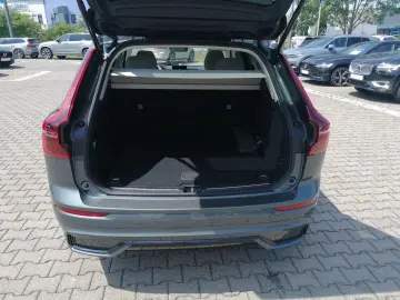 VOLVO XC60 T8 Ultra Dark   Sound-P.   4C   360    Pano