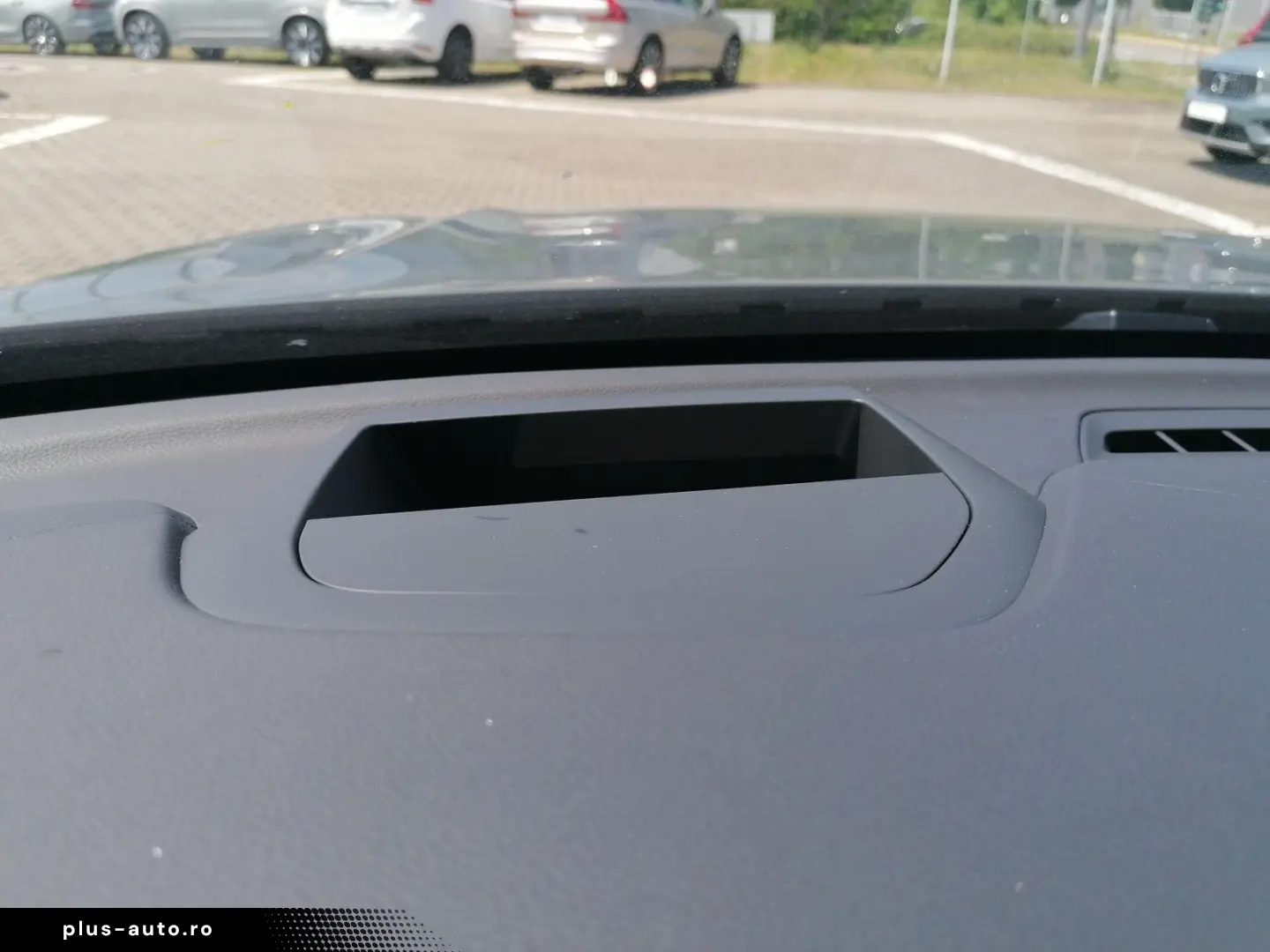 VOLVO XC60 T8 Ultra Dark   Sound-P.   4C   360    Pano