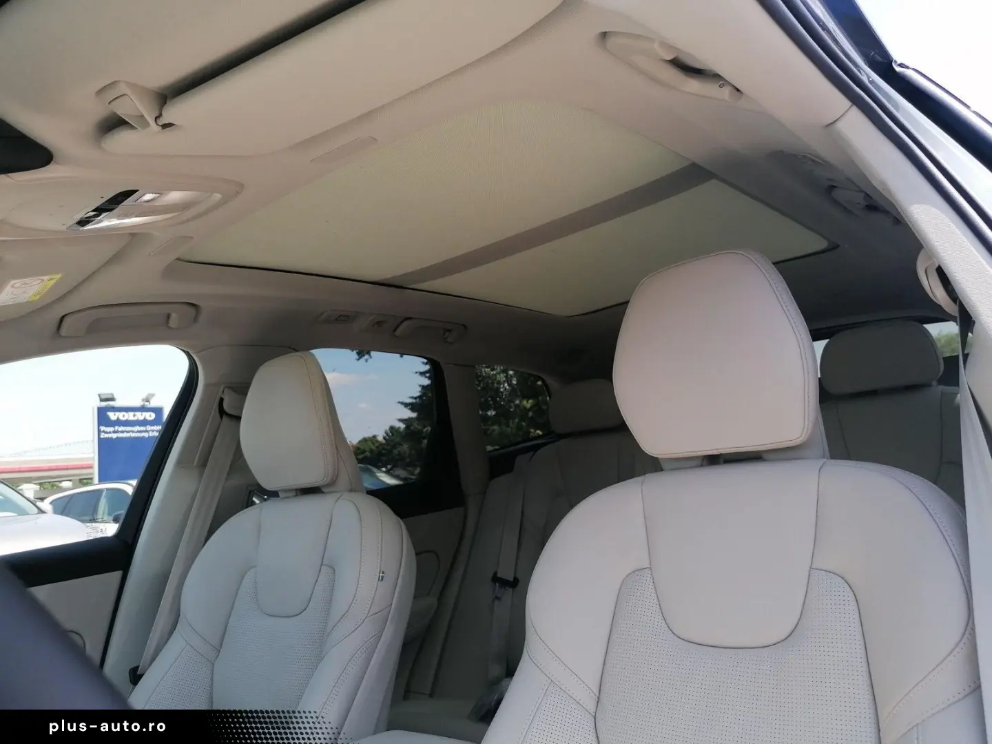 VOLVO XC60 T8 Ultra Dark   Sound-P.   4C   360    Pano