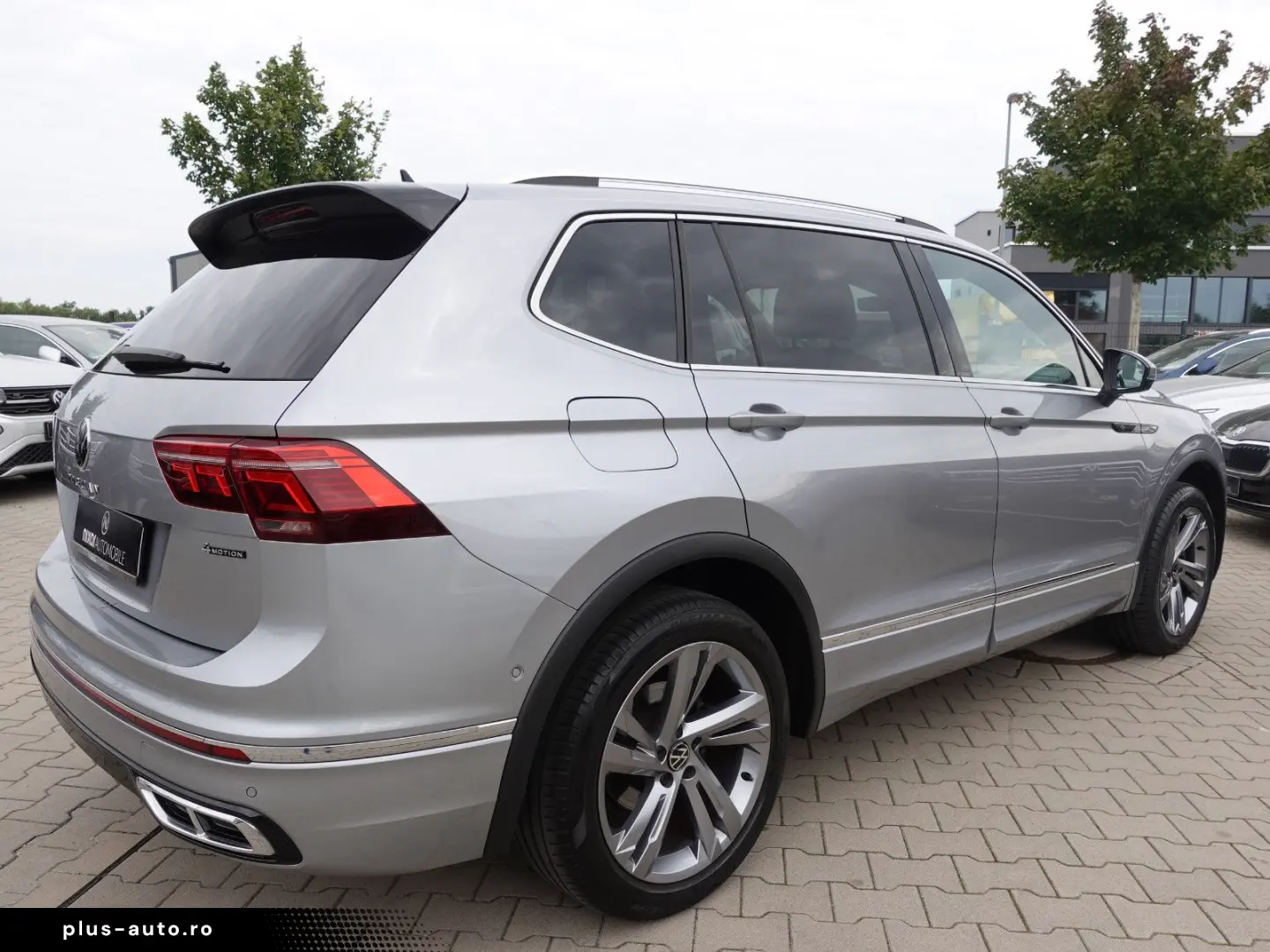 VW Tiguan 2 0 TDI Allspace 4M DSG  7-Sitzer  R-Line