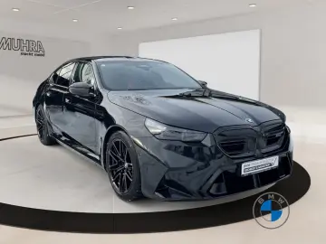 BMW M5 Limuzină 4.4 V8 Plug-in Hybrid