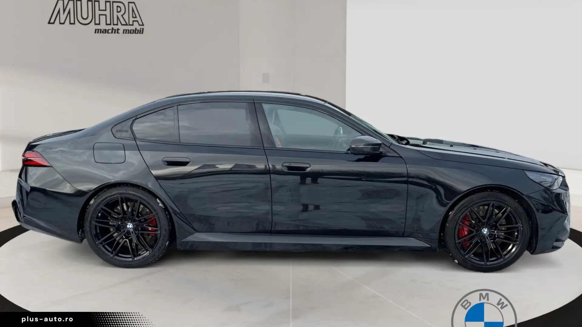 BMW M5 Limuzină 4.4 V8 Plug-in Hybrid