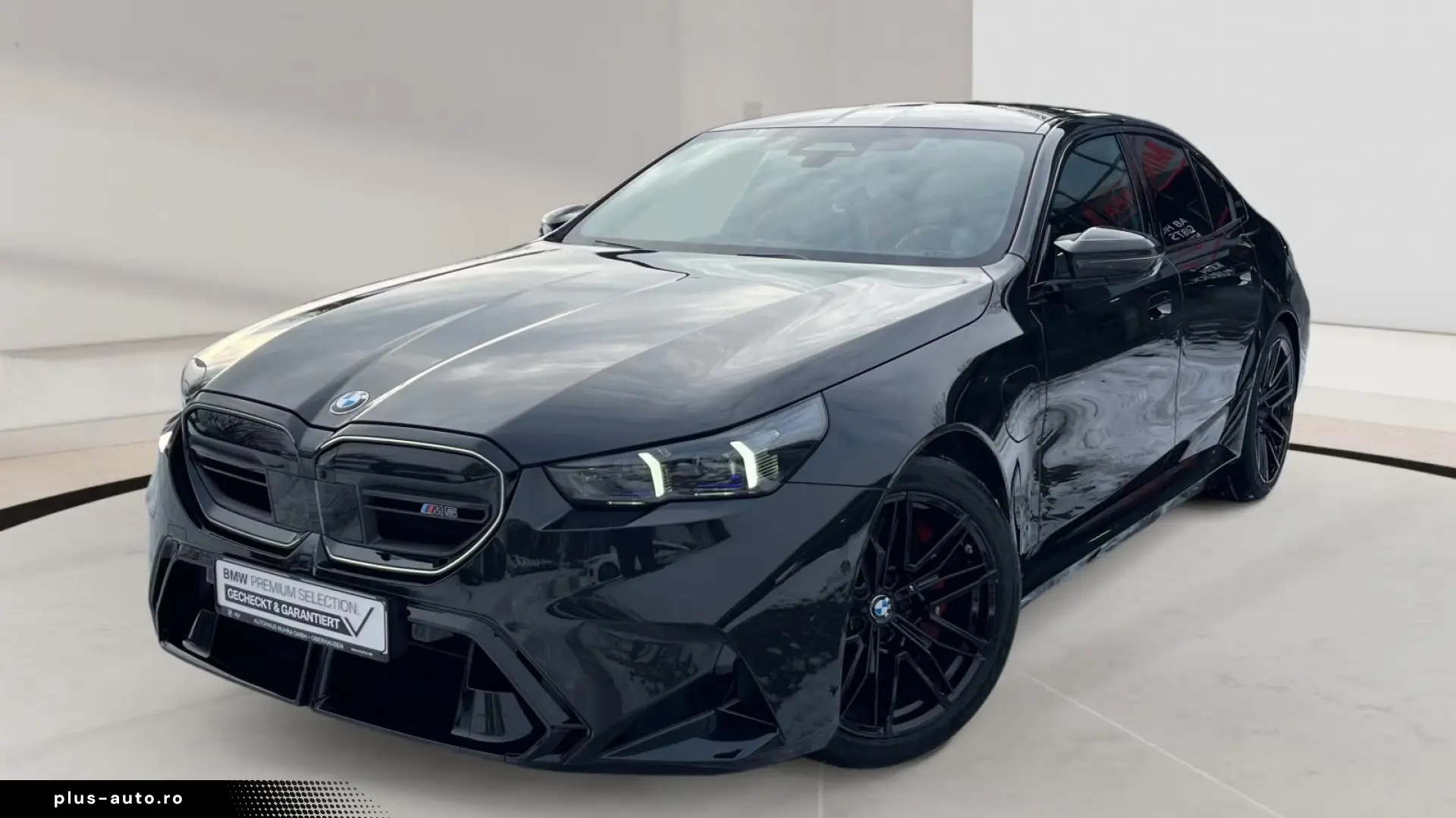 BMW M5 Limuzină 4.4 V8 Plug-in Hybrid