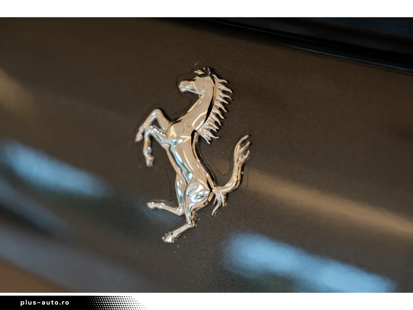 FERRARI Roma 3.9 V8 620