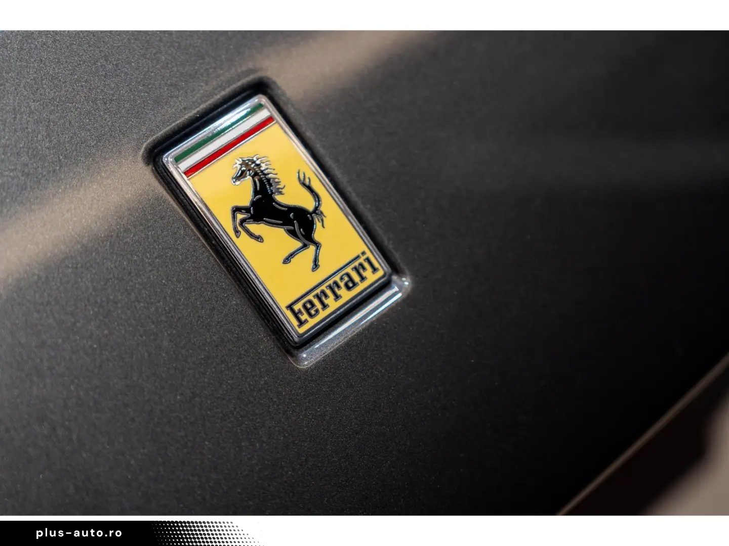 FERRARI Roma 3.9 V8 620