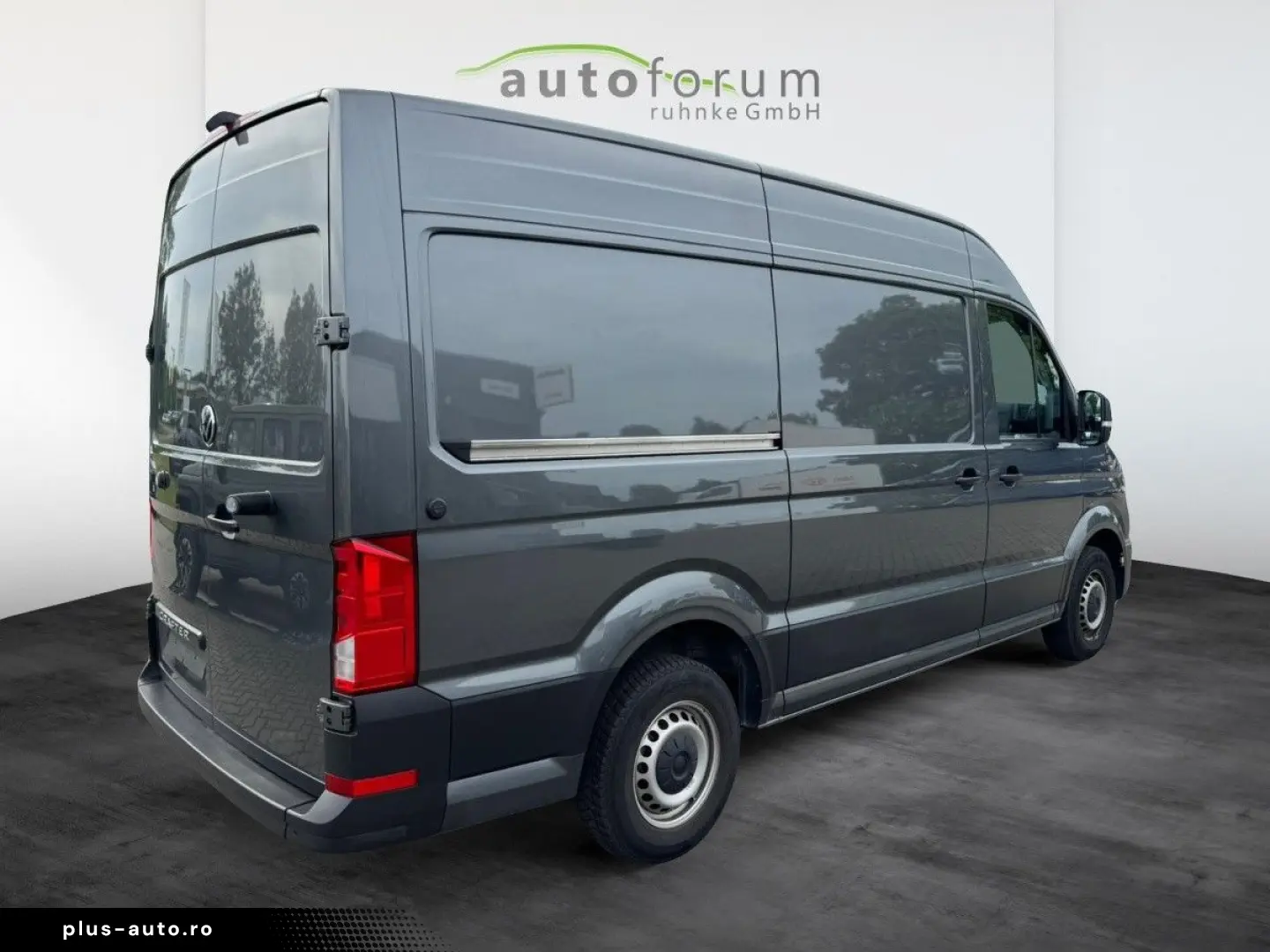 VW Crafter Kasten Kasten 35 mittellang Hochdach FWD