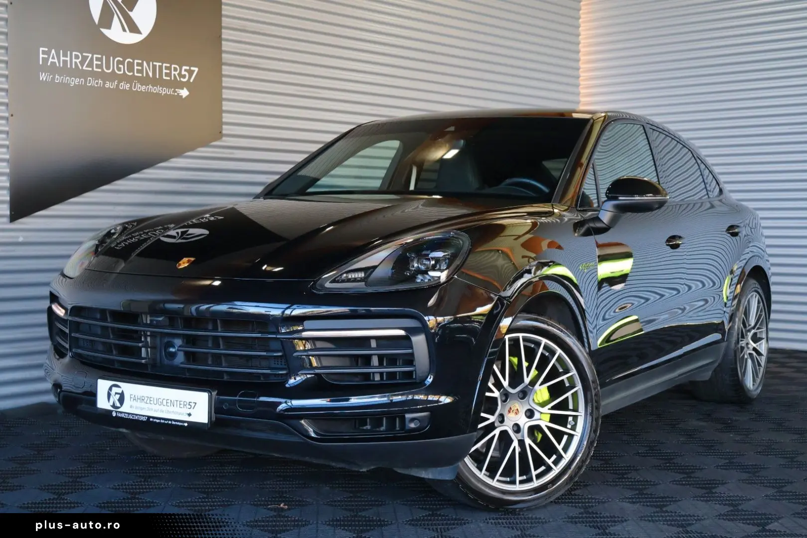 PORSCHE Cayenne Coupe E-Hybrid Platinum Edition
