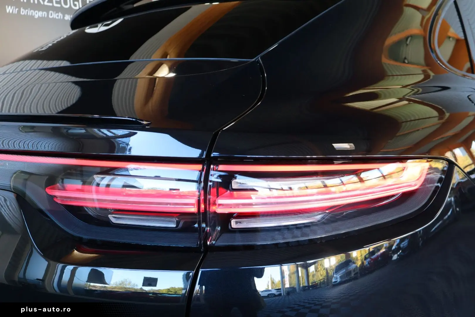 PORSCHE Cayenne Coupe E-Hybrid Platinum Edition
