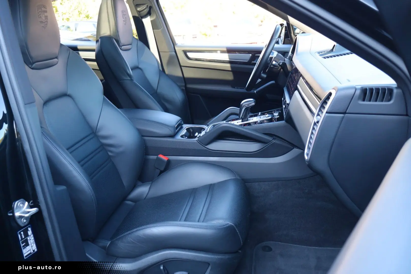 PORSCHE Cayenne Coupe E-Hybrid Platinum Edition