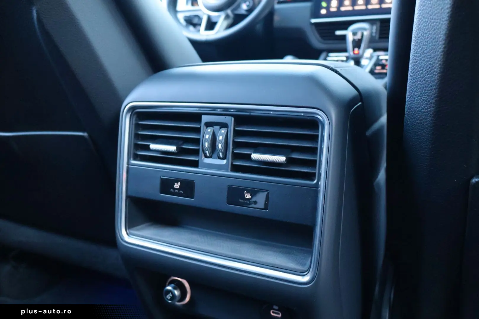 PORSCHE Cayenne Coupe E-Hybrid Platinum Edition