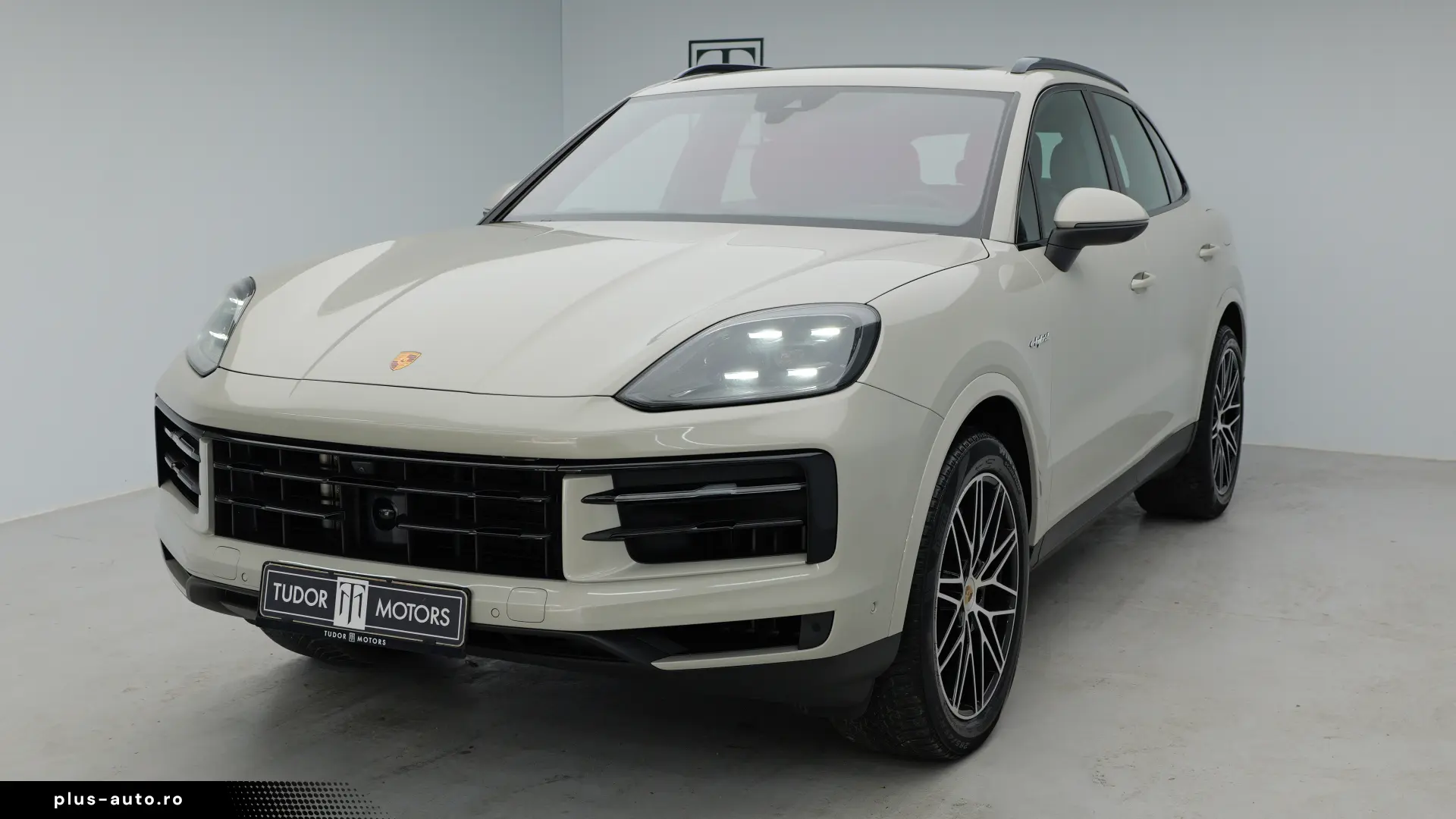 Porsche Cayenne E-Hybrid - 2024