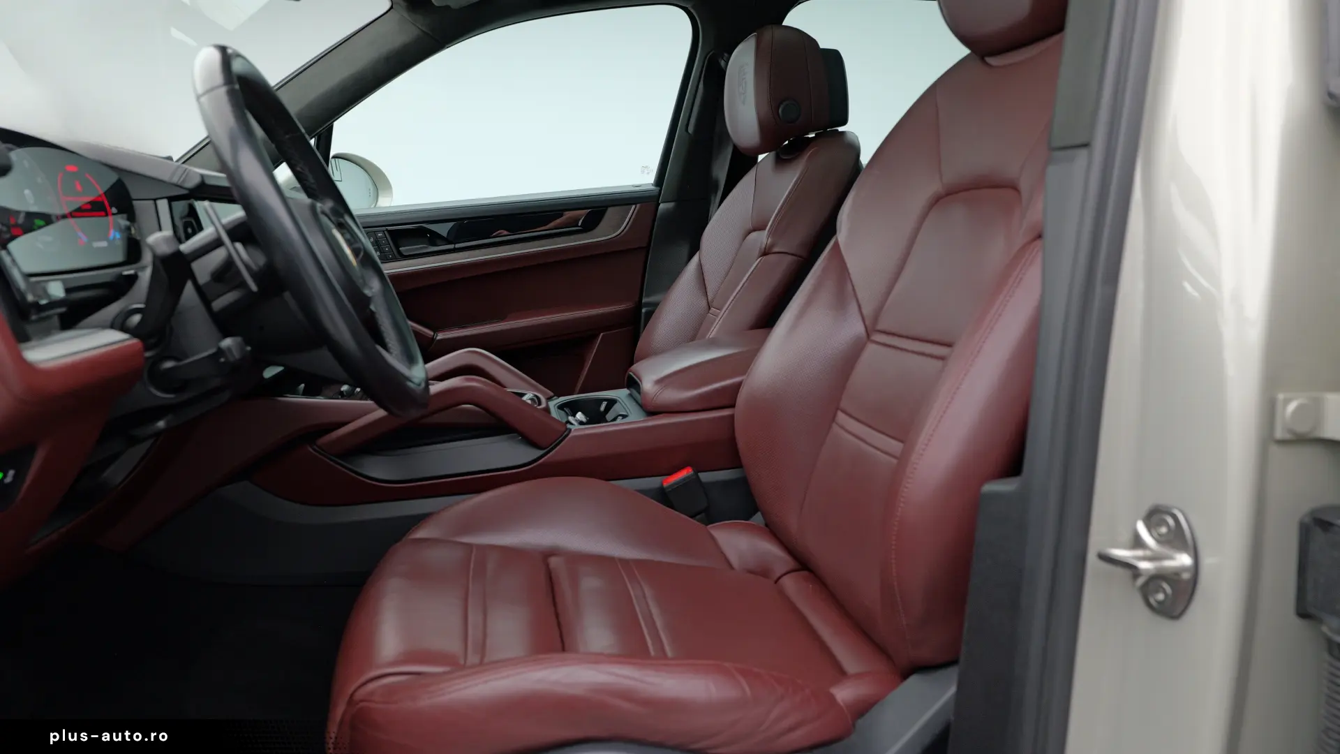 Porsche Cayenne E-Hybrid - 2024