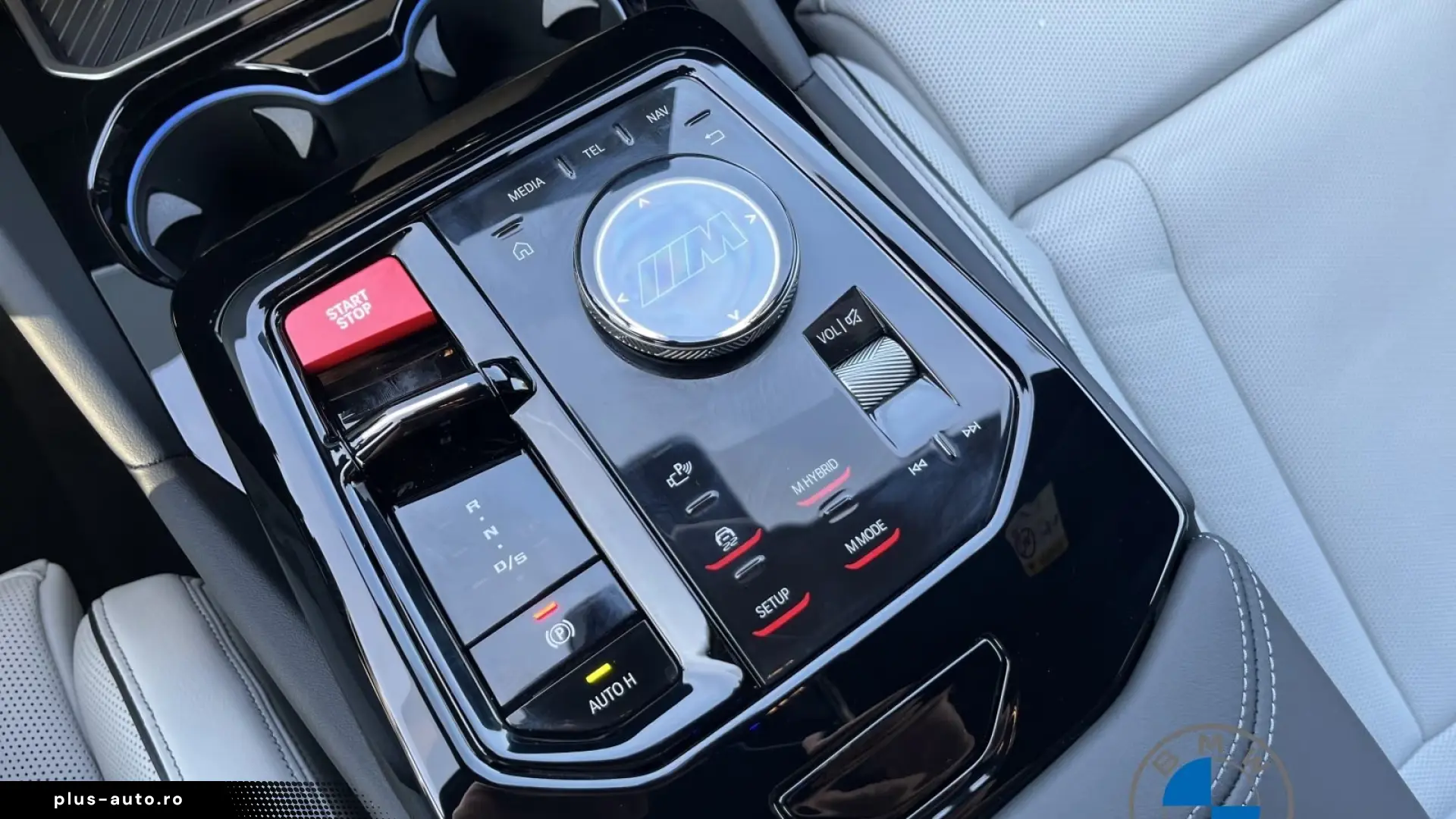 BMW M5 Limuzină 4.4 V8 Plug-in Hybrid