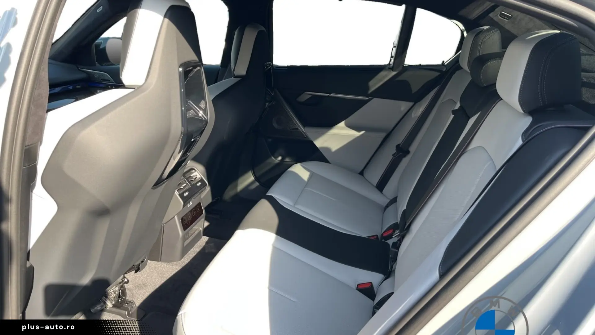 BMW M5 Limuzină 4.4 V8 Plug-in Hybrid