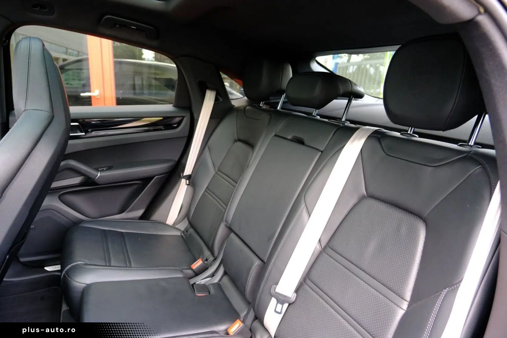 PORSCHE Cayenne Coupé 3.0 E-Hybrid Platinum Edition Aut.