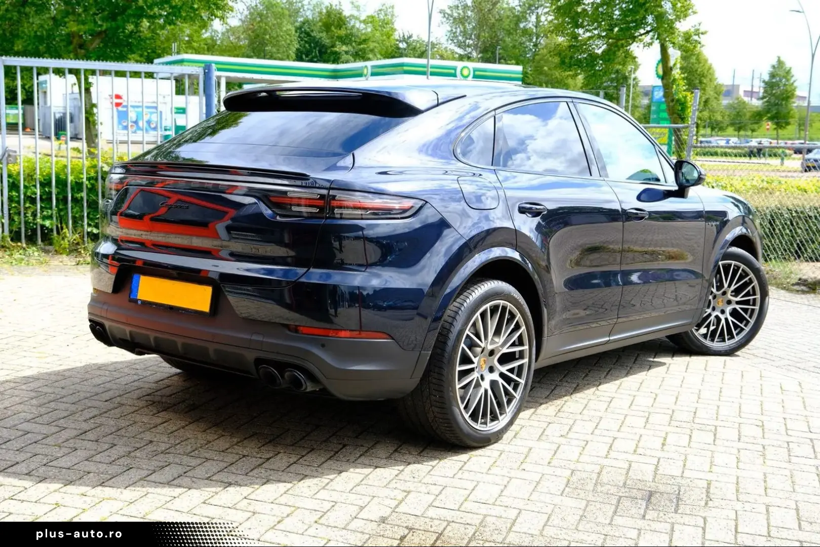 PORSCHE Cayenne Coupé 3.0 E-Hybrid Platinum Edition Aut.