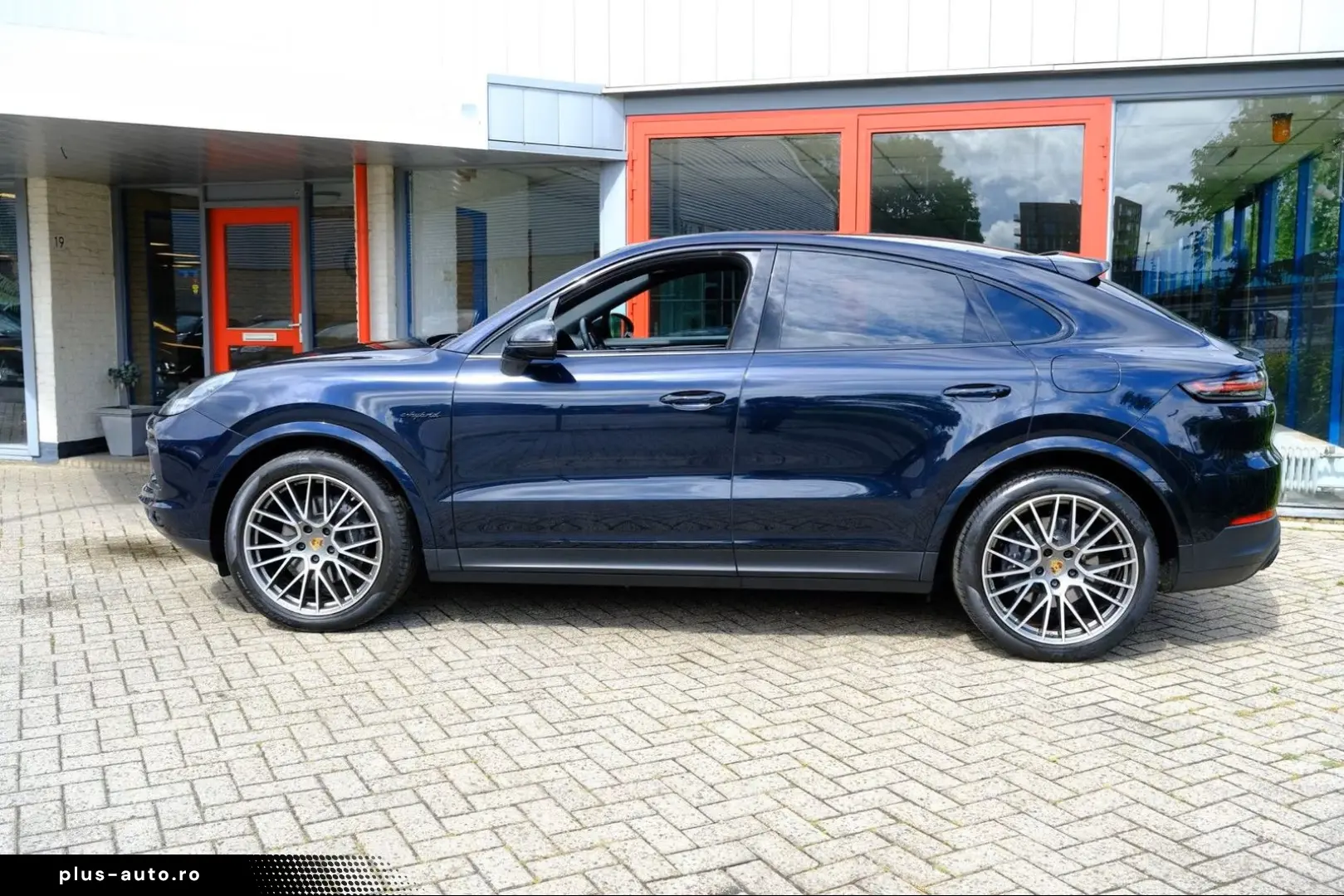 PORSCHE Cayenne Coupé 3.0 E-Hybrid Platinum Edition Aut.