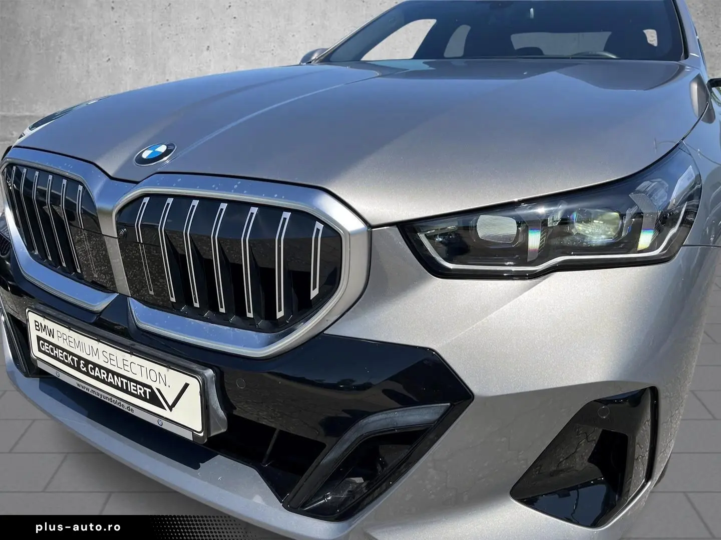 BMW 520 d Lim. M Sport LED HuD 360  ACC Iconic H K
