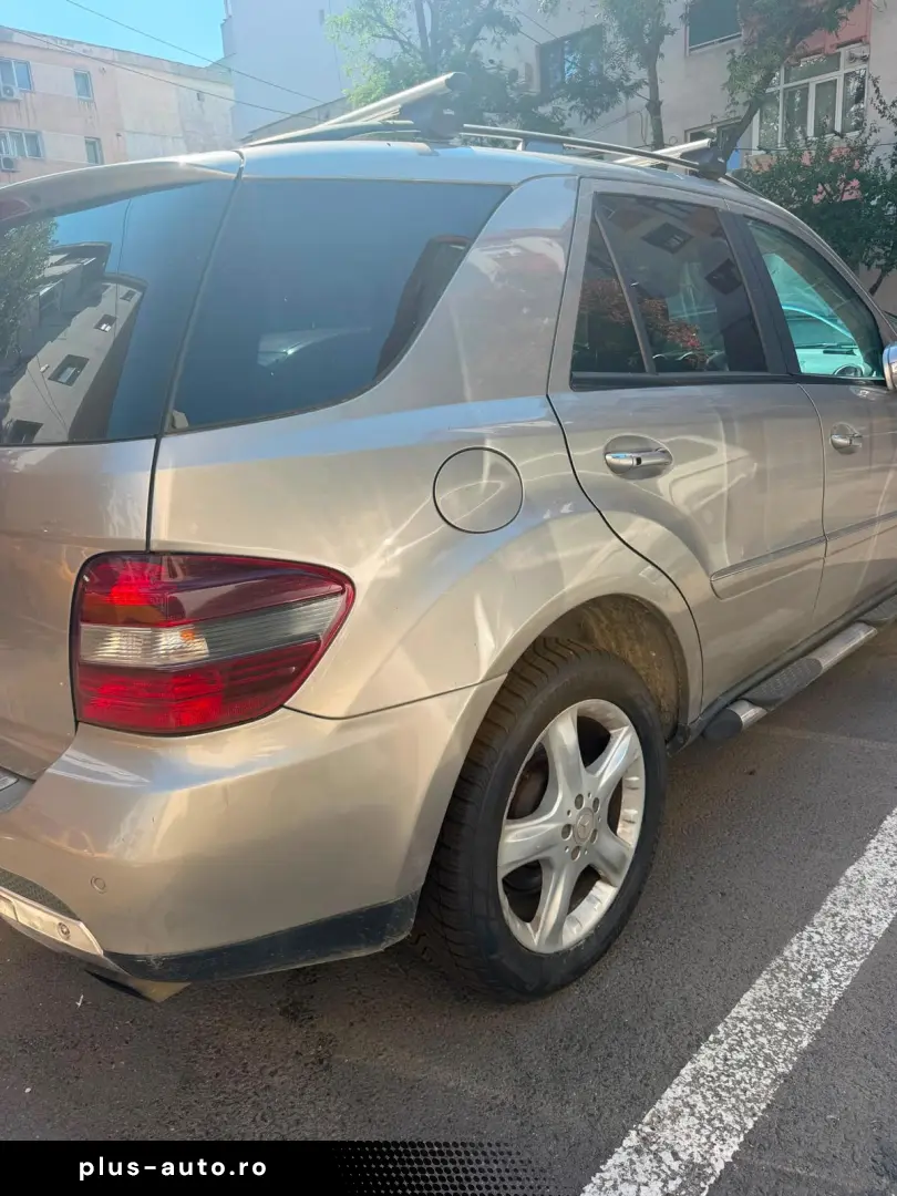 Mercedes-Benz ML 320