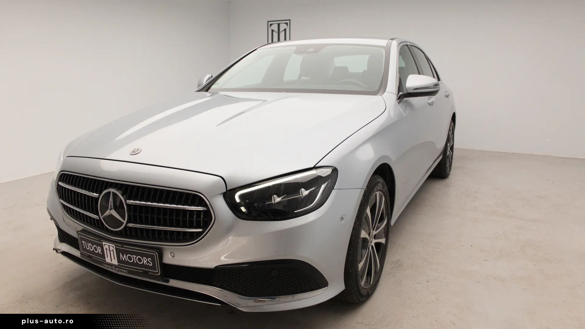 Mercedes-Benz E 300e 4matic PHEV Avantgarde