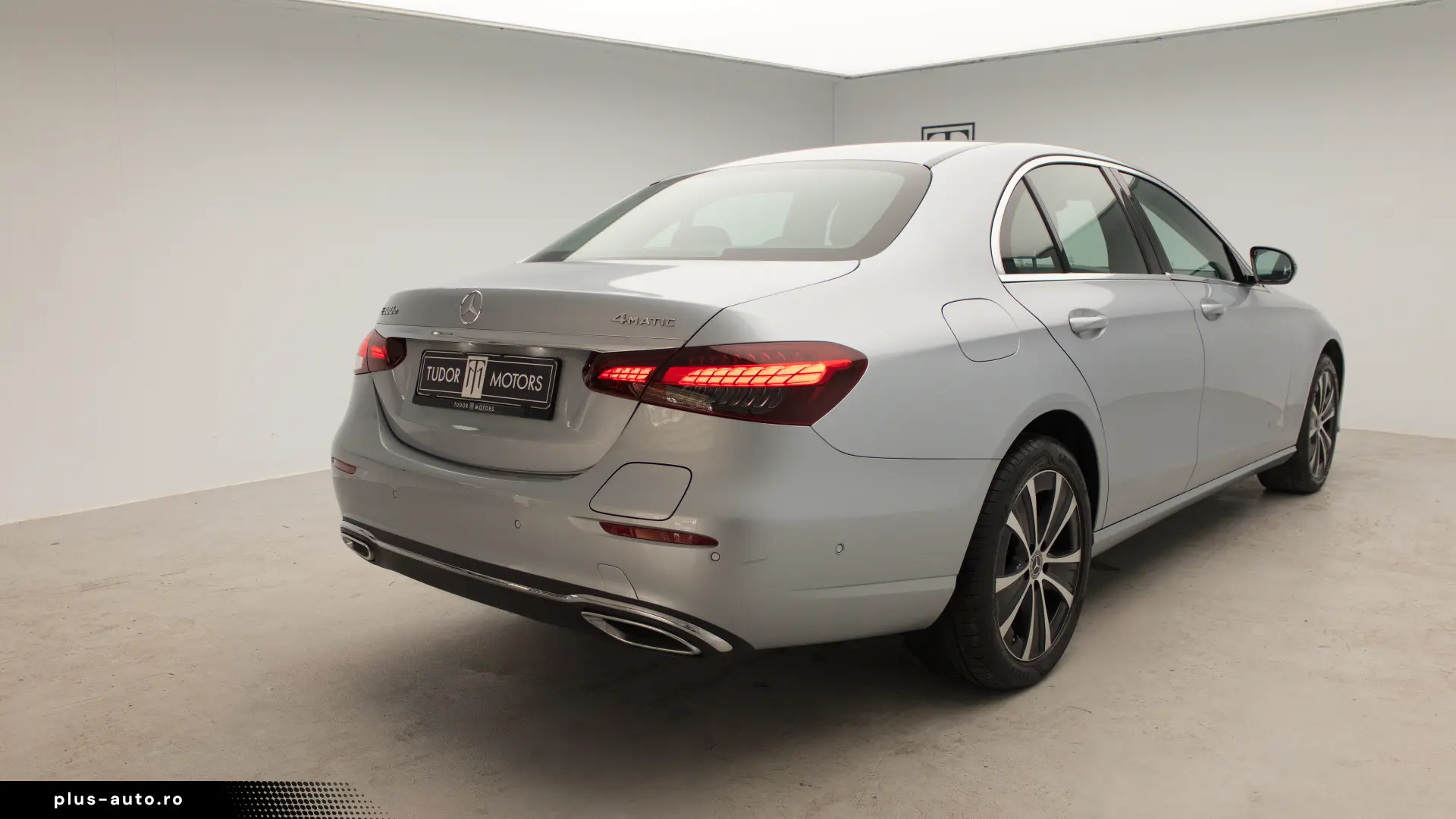Mercedes-Benz E 300e 4matic PHEV Avantgarde