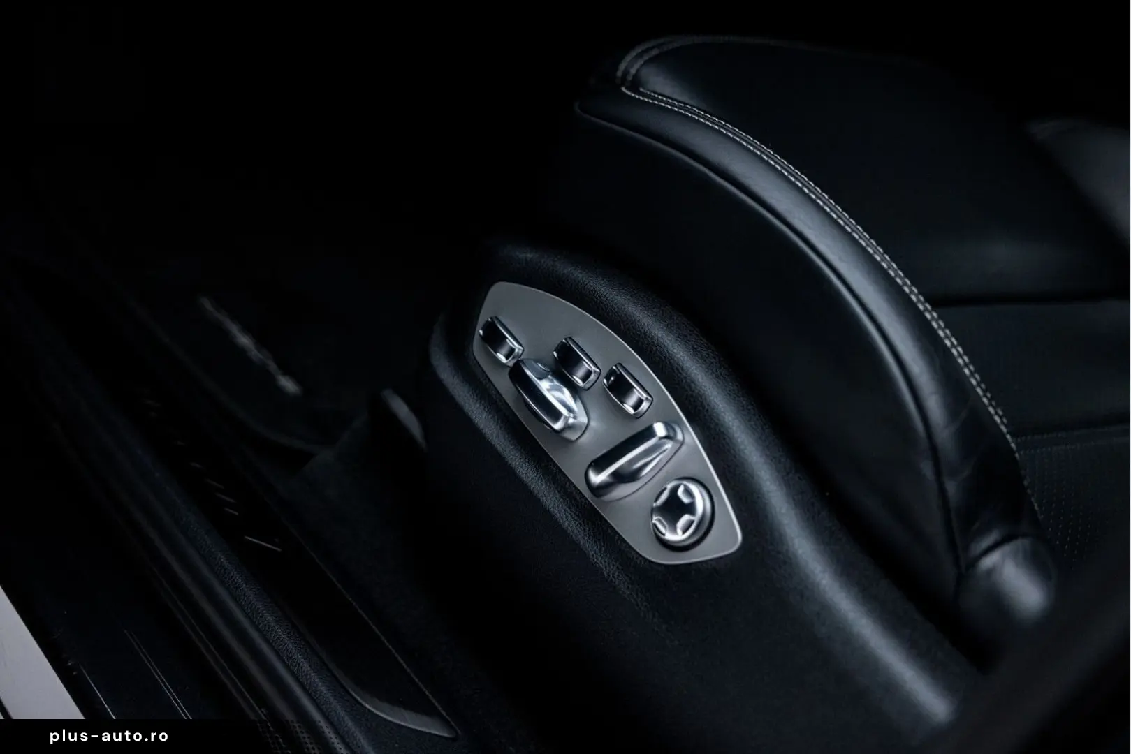 PORSCHE Macan 2022 — imagine 14