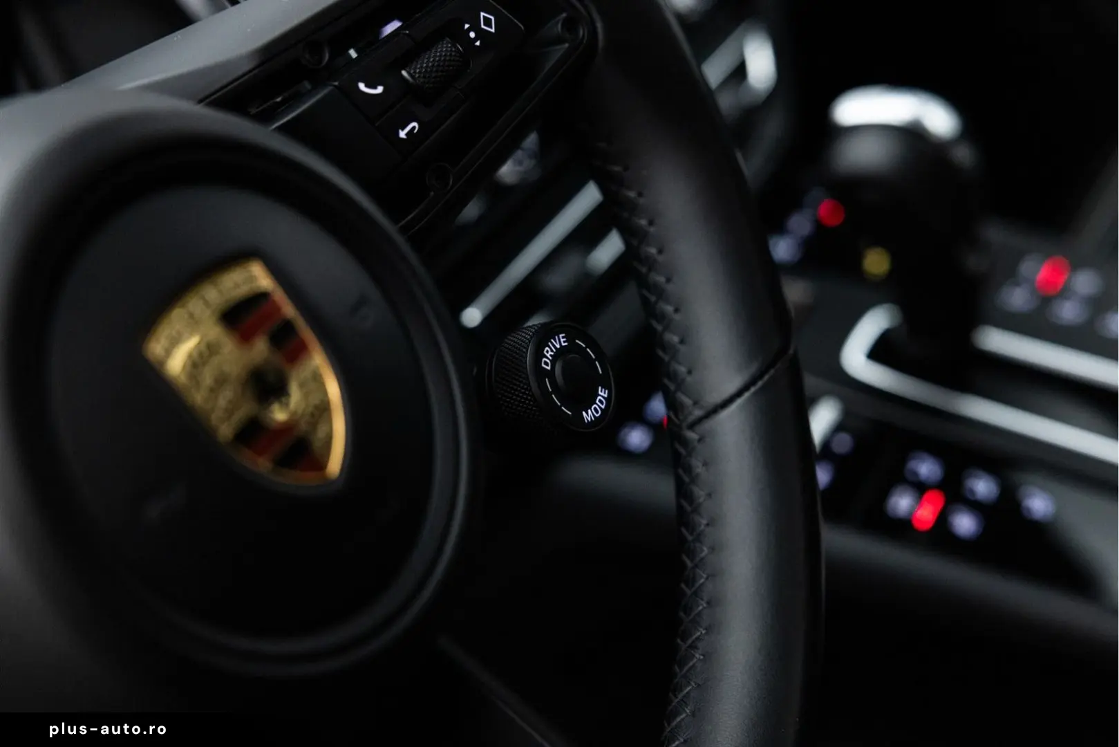 PORSCHE Macan 2022 — imagine 28