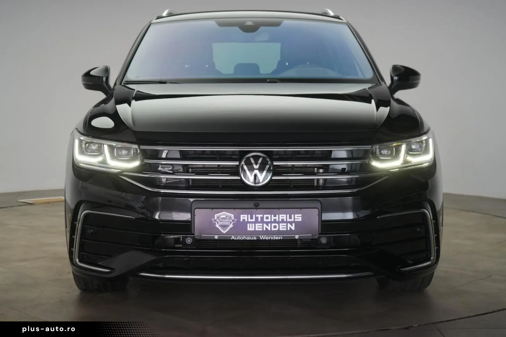 VW Tiguan 2.0 TDI 4Motion DSG R-Line ACC Kamera HUD