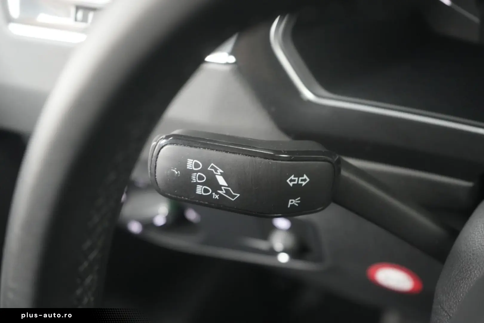 VW Tiguan 2.0 TDI 4Motion DSG R-Line ACC Kamera HUD