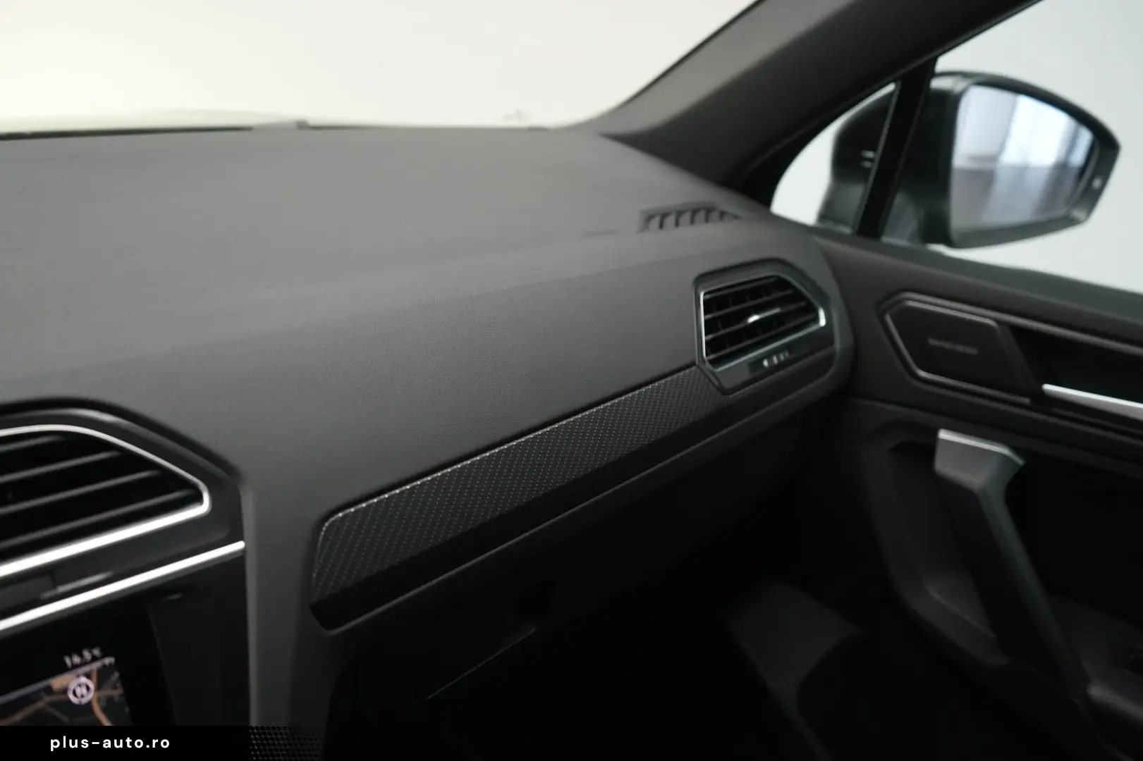 VW Tiguan 2.0 TDI 4Motion DSG R-Line ACC Kamera HUD