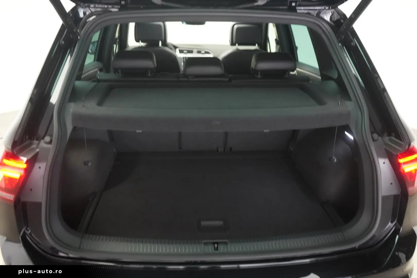 VW Tiguan 2.0 TDI 4Motion DSG R-Line ACC Kamera HUD