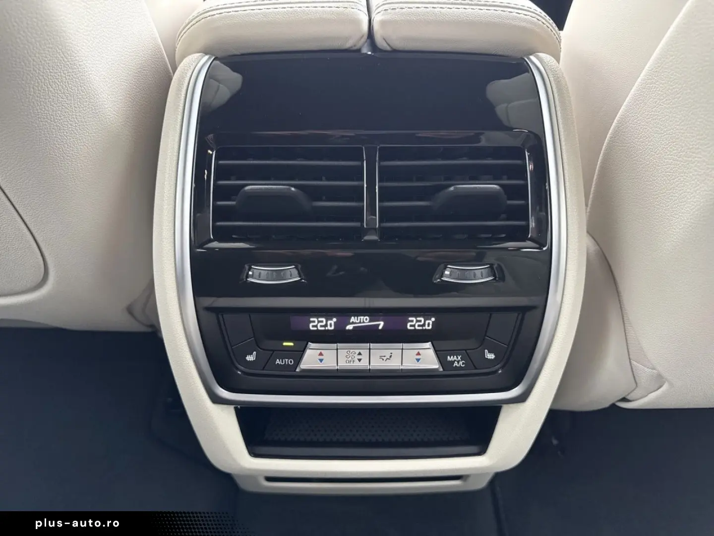 BMW X5 xDrive50e M Sport 2-Achs AHK Pano 360  DAPro