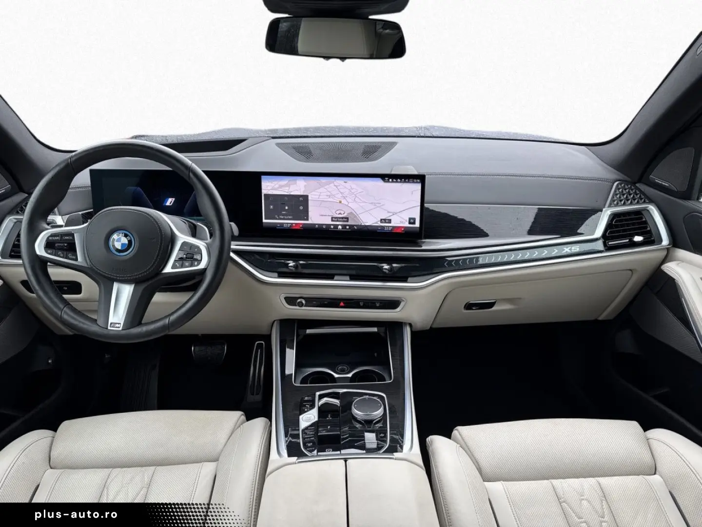 BMW X5 xDrive50e M Sport 2-Achs AHK Pano 360  DAPro